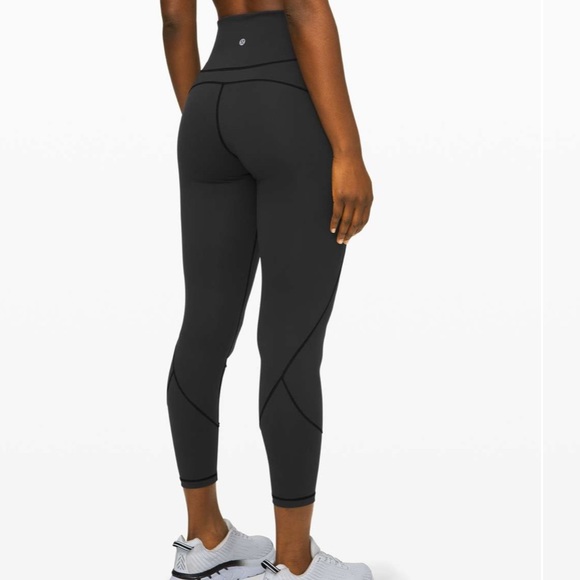 Lululemon in movement tight 25” - Picture 4 of 4